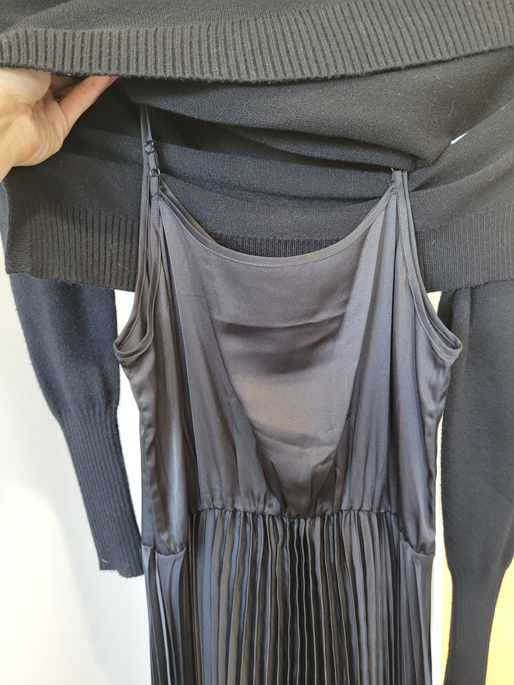 Rachel Zoe Black Pleated Maxi Dress - Picture 6 of 7